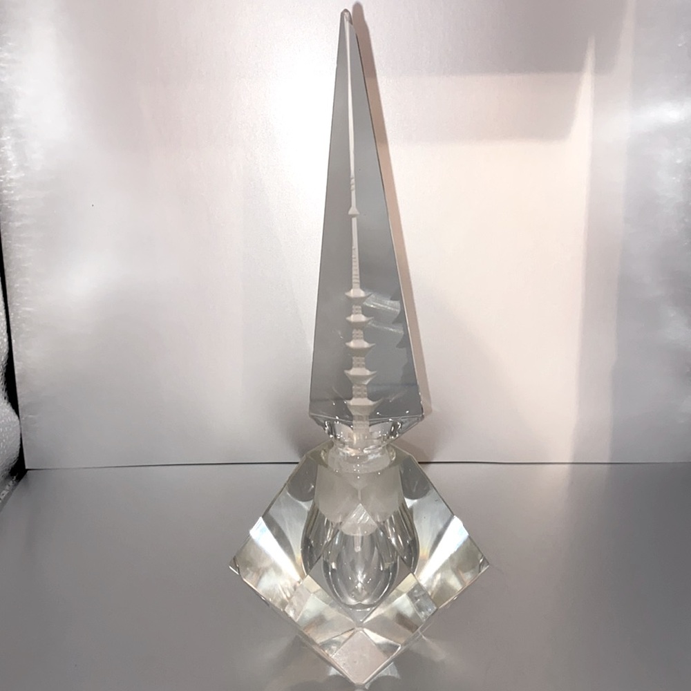Hoya Hand Cut Clear Obelisk Crystal Pagoda Perfume Bottle